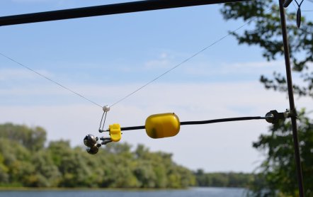 Как сделать сигнализатор поклевки для фидера своими руками